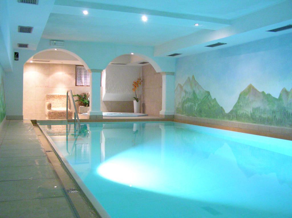 Hotel Bergland Cadipietra Luaran gambar