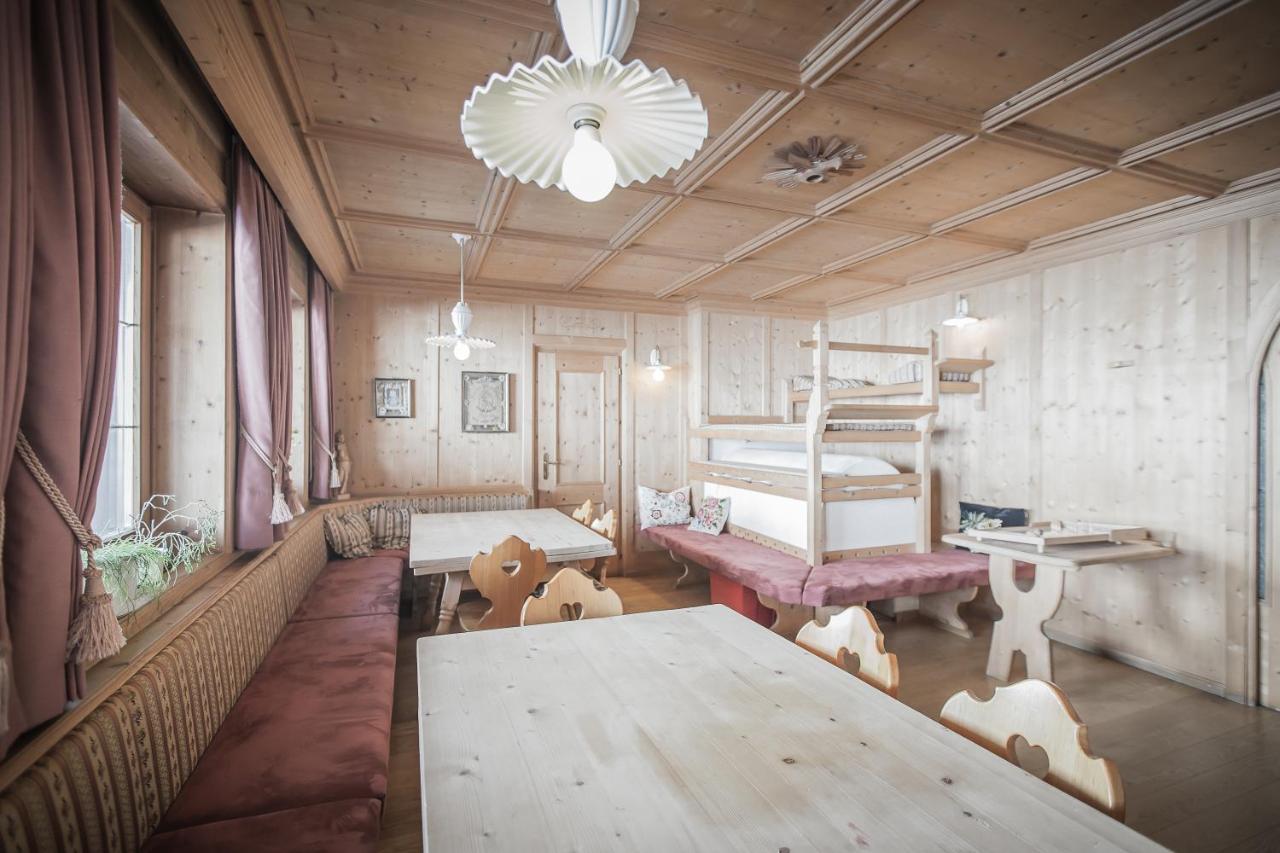 Hotel Bergland Cadipietra Luaran gambar